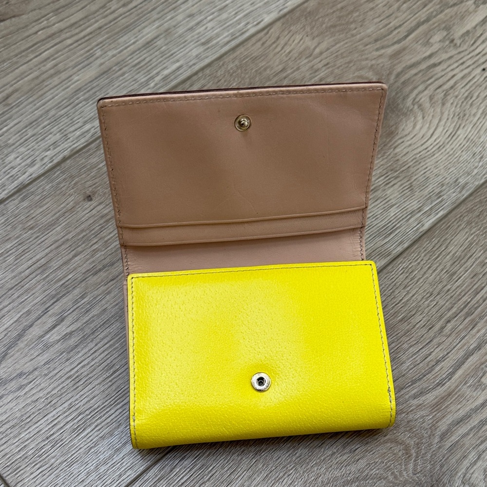 Kate Spade Vibrant Yellow Leather Wallet - Picture 2 of 5